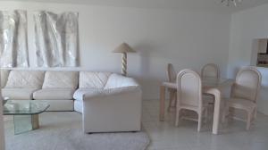 HUNTINGTON LAKES SEC THREE CONDOS - Residential