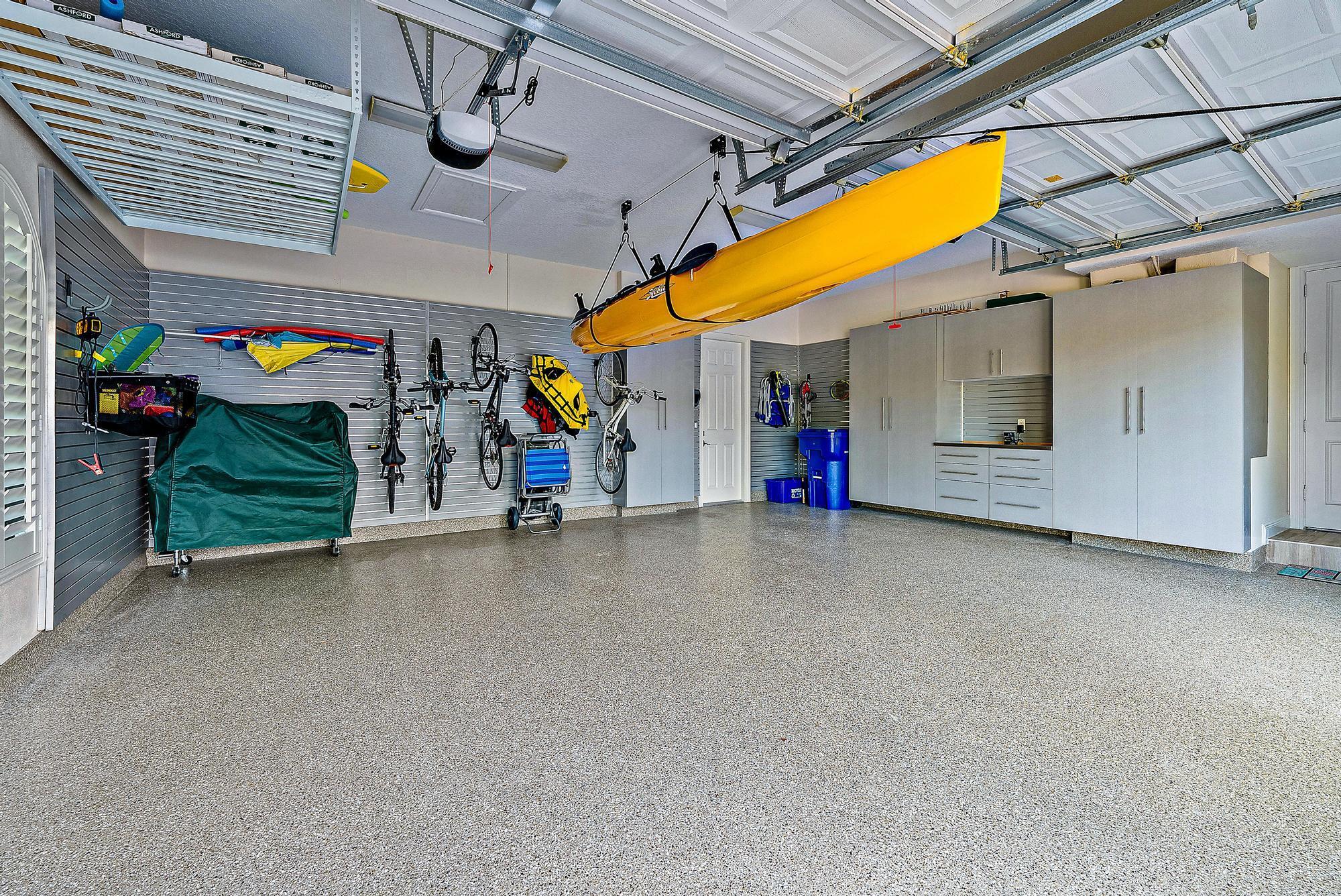 PINE POINT - Residential