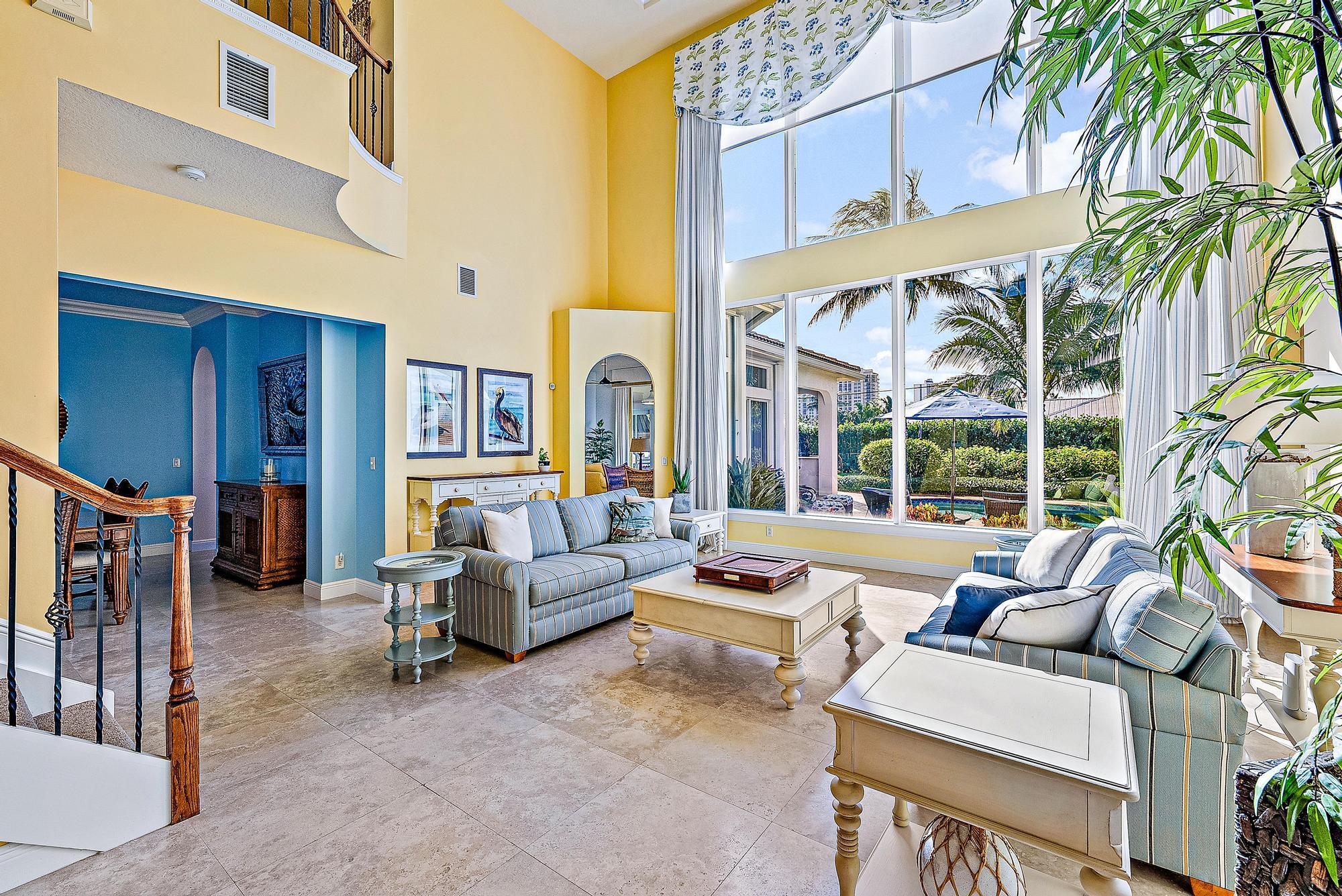 PINE POINT - Residential