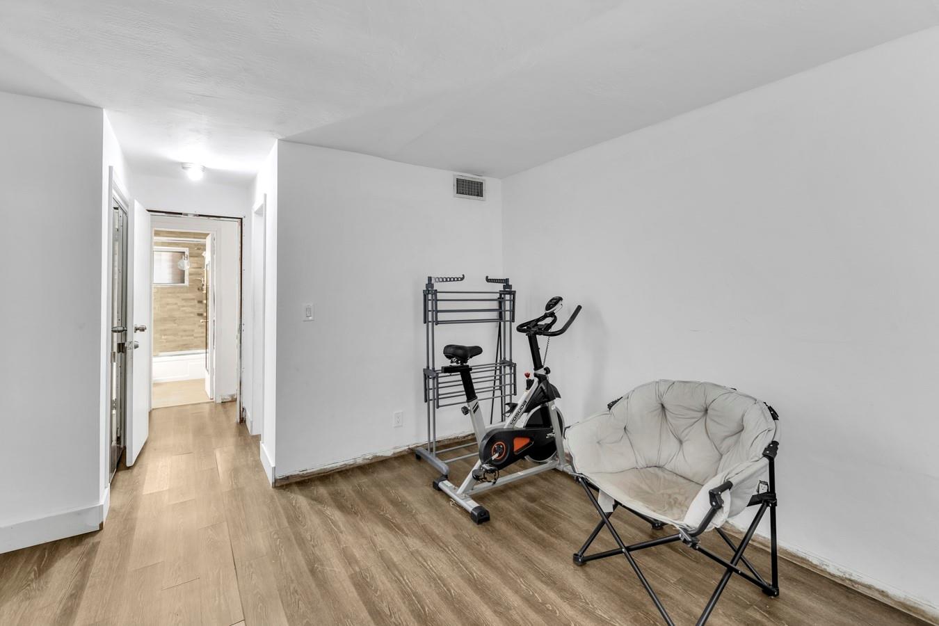 LAKE PARK GARDENS - Residential