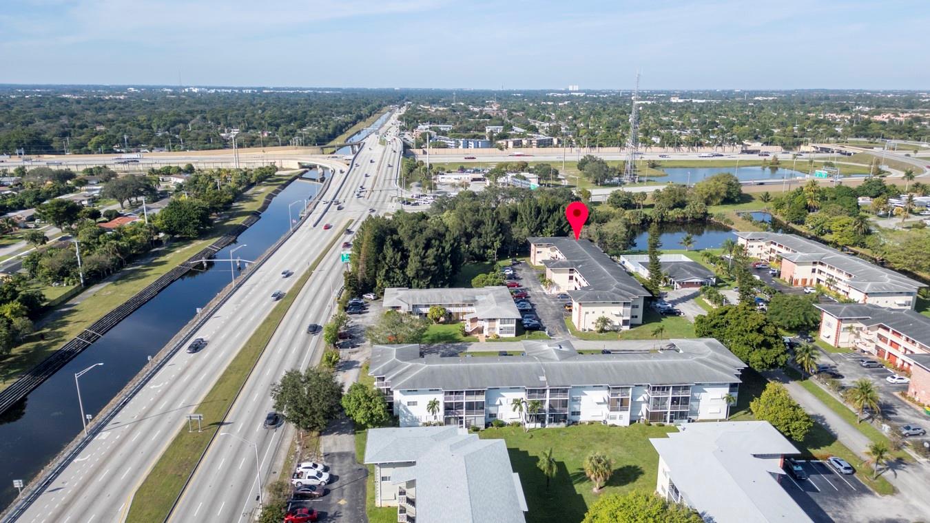 LAKE PARK GARDENS - Residential