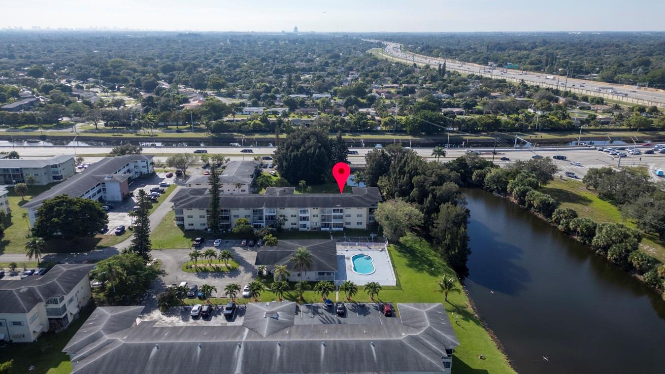 LAKE PARK GARDENS - Residential