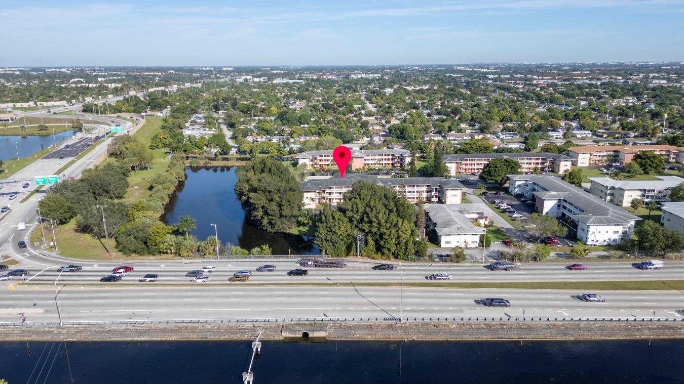 LAKE PARK GARDENS - Residential