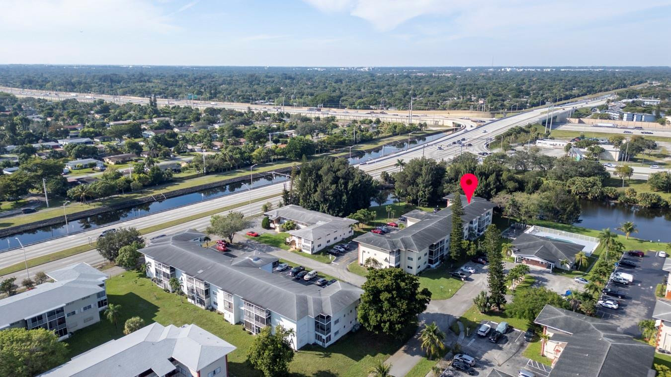 LAKE PARK GARDENS - Residential