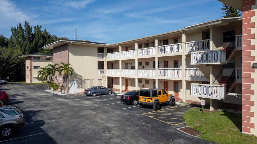 Plantation Gem: First-Floor Condo
Located in the heart of Plantation (Lake Park Gardens), this ground-floor 1-bedroom, 1-bathroom condo offers 748 sq ft of easy, low-maintenance living. The unit features a peaceful, private screened patio and is just steps away from the community pool and clubhouse. Enjoy newer central air system (installed in 2021), and the convenience of being close to the Florida Turnpike and I-95. The low monthly HOA covers water, trash, and common area maintenance, making this an ideal, affordable purchase for a first-time buyer or a reliable investment property in a highly connected Broward County location. Unit is also available for rent.