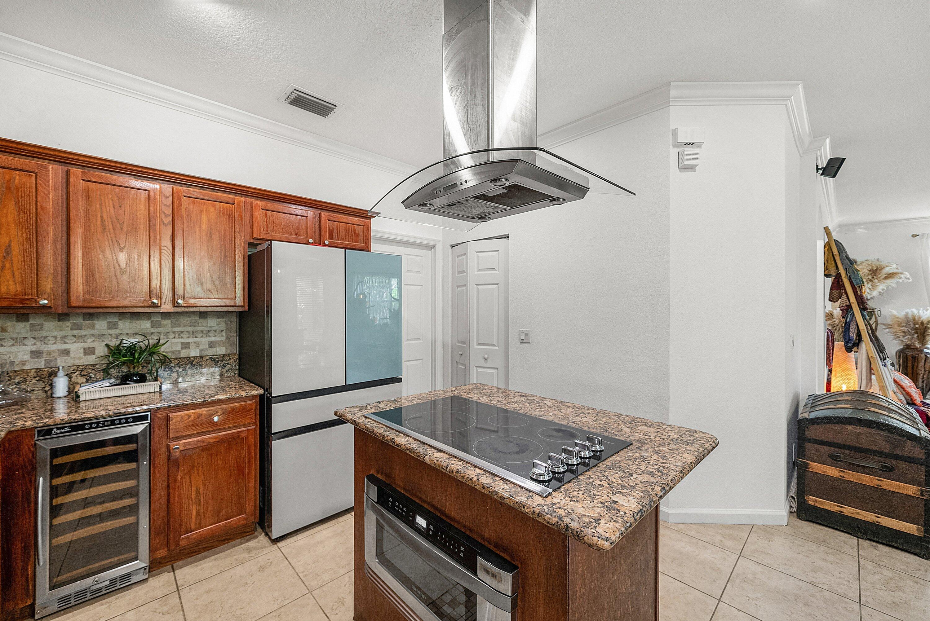 THOUSAND OAKS - Residential