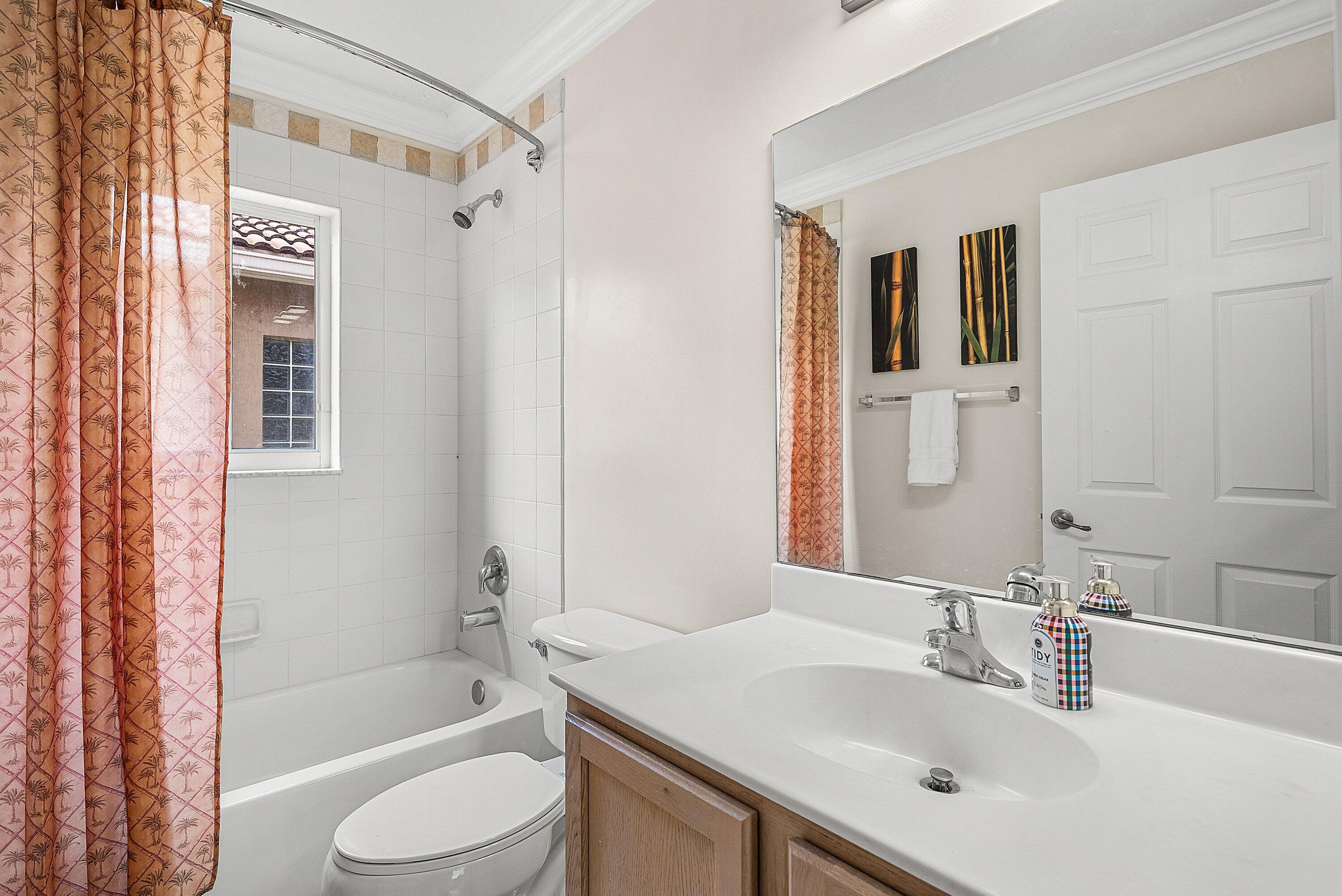 THOUSAND OAKS - Residential