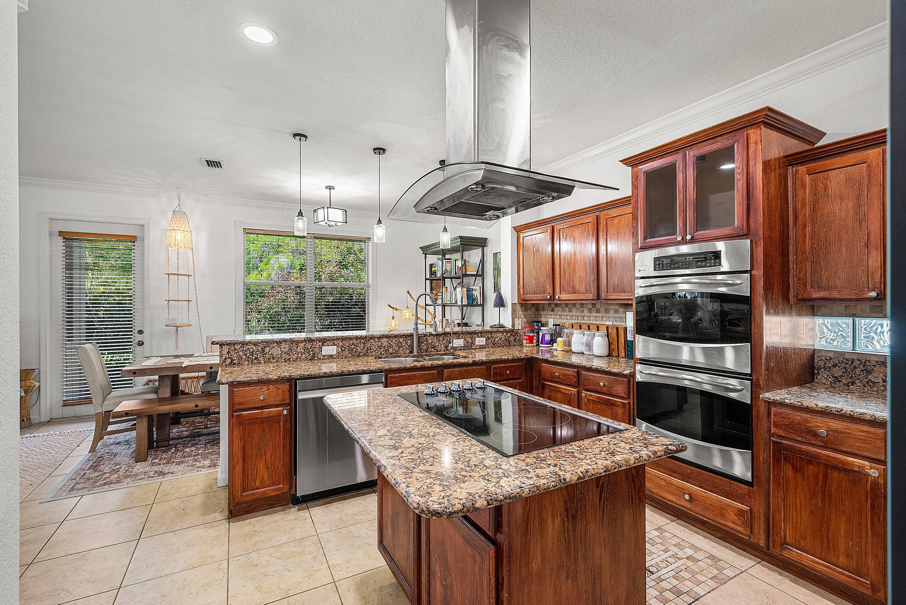 THOUSAND OAKS - Residential