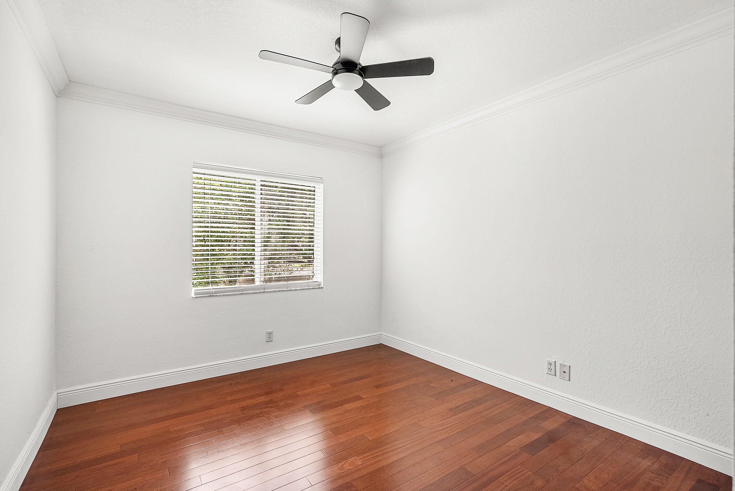 THOUSAND OAKS - Residential