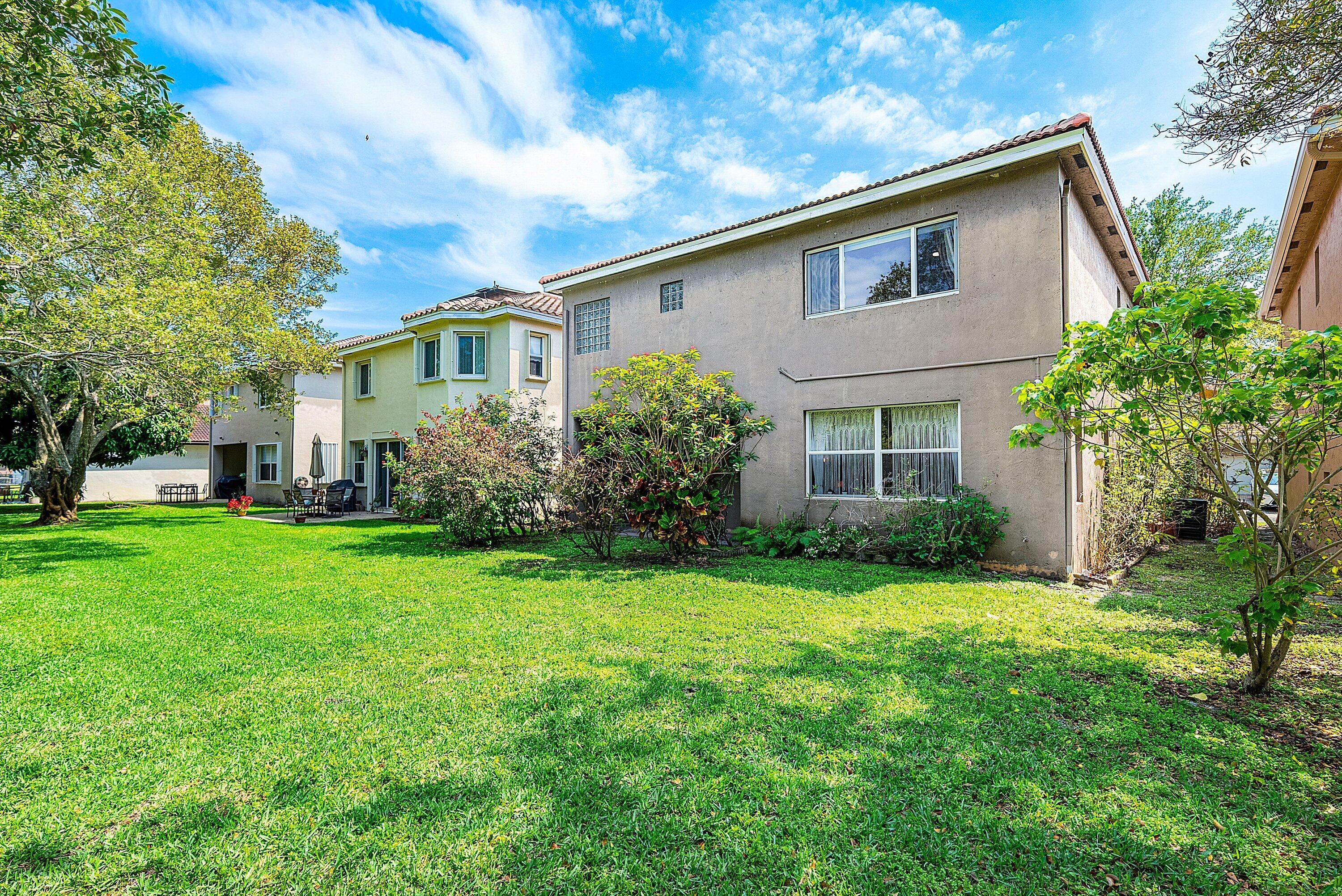 THOUSAND OAKS - Residential