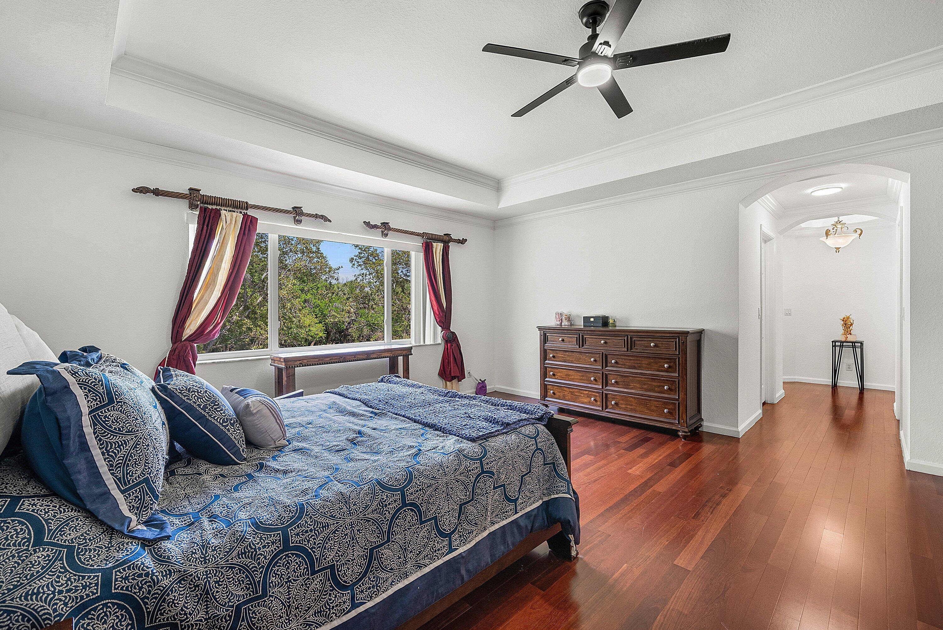 THOUSAND OAKS - Residential