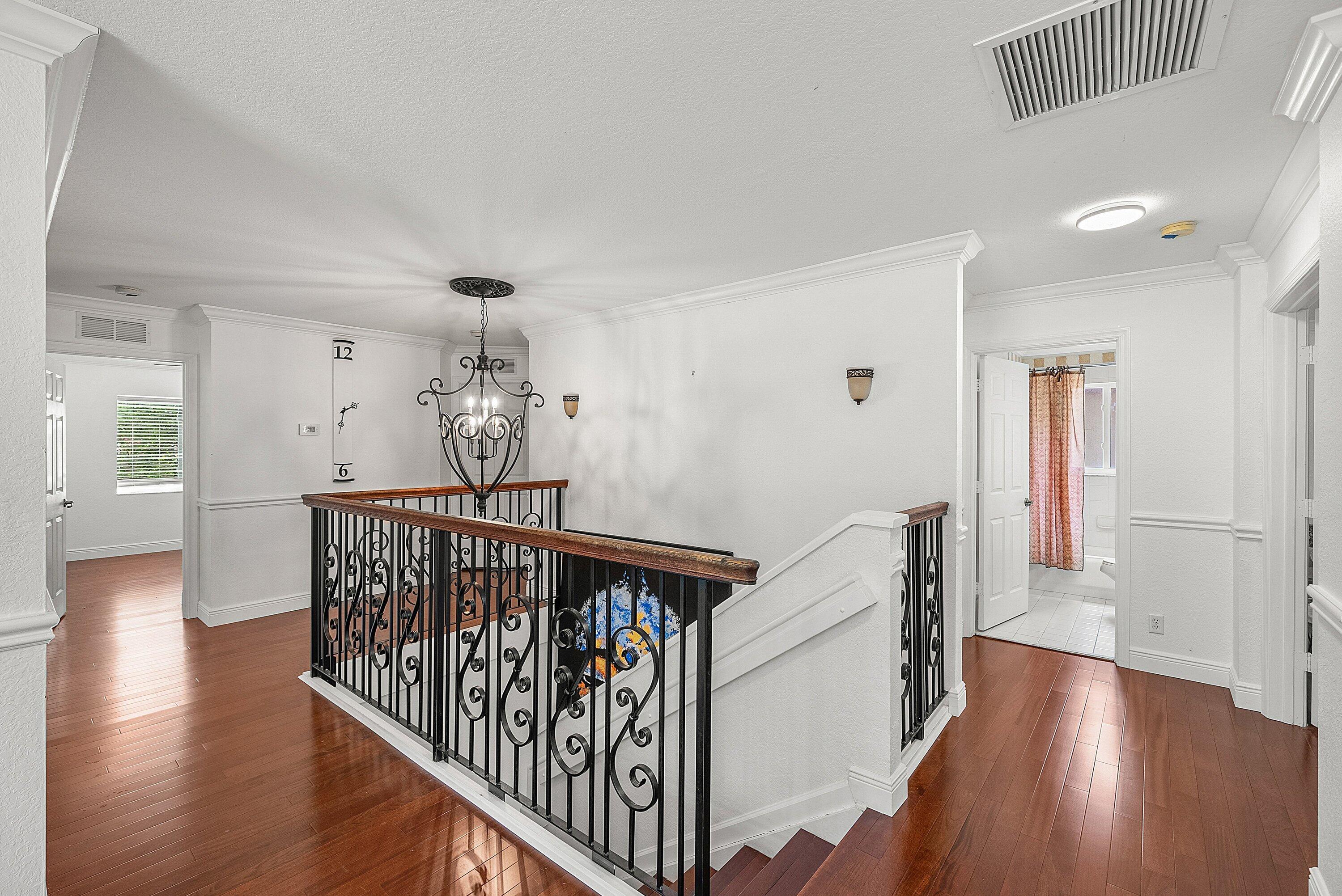 THOUSAND OAKS - Residential