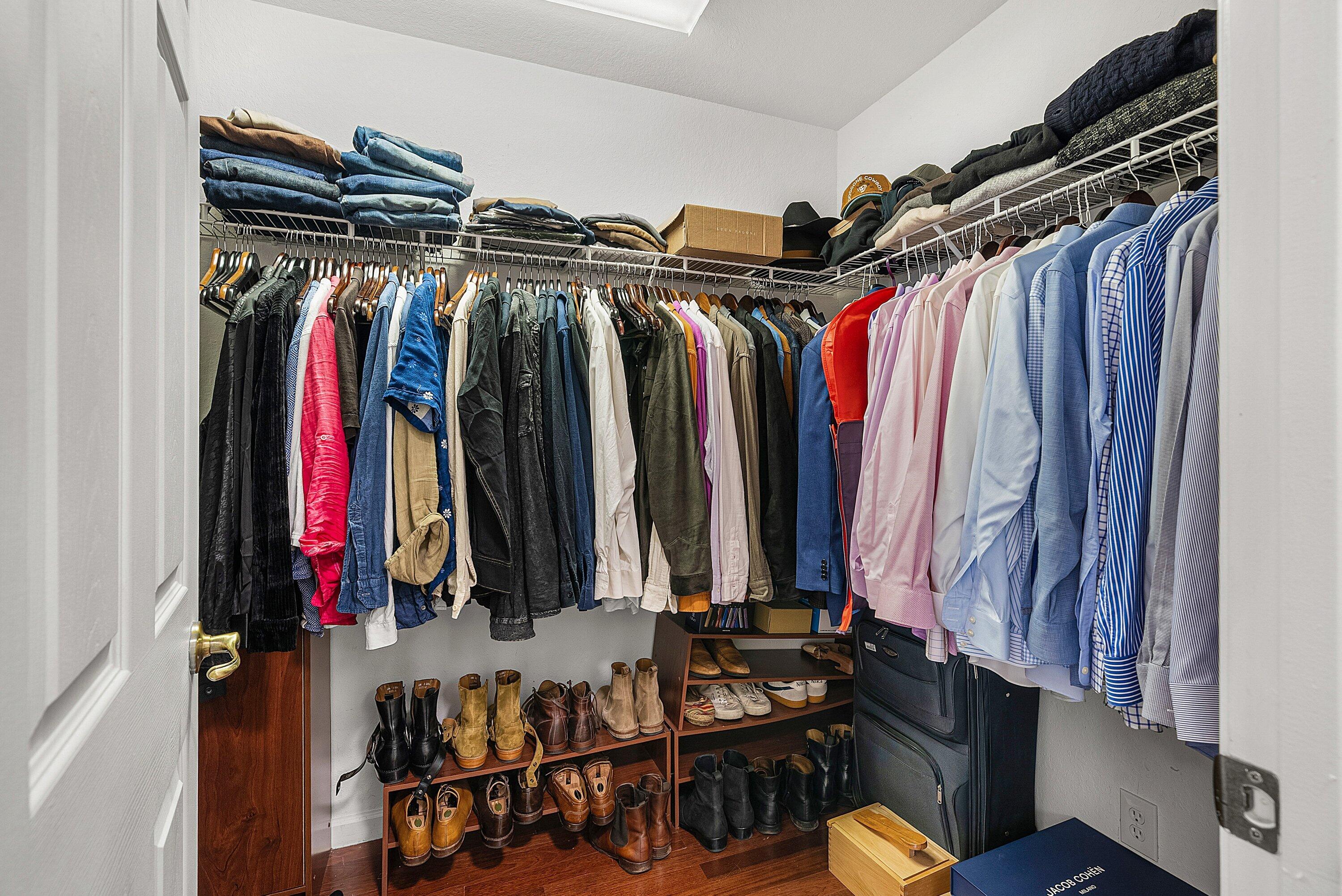 THOUSAND OAKS - Residential