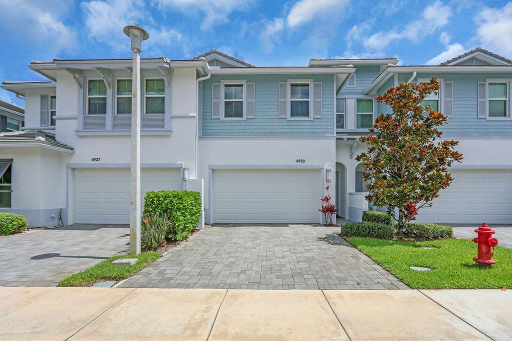 Photo of 4933 Pointe Midtown Way, Palm Beach Gardens, FL 33418 (MLS # R11103083)