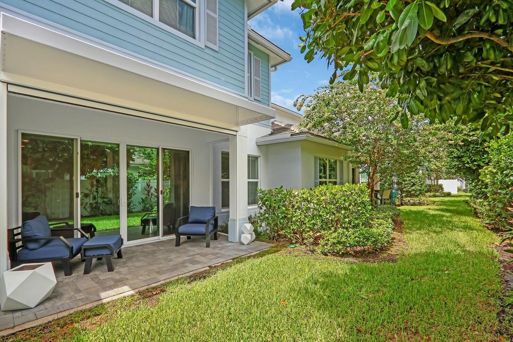 Photo of 4933 Pointe Midtown Way, Palm Beach Gardens, FL 33418 (MLS # R11103083)