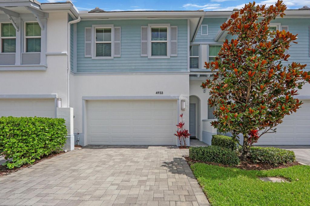 Photo of 4933 Pointe Midtown Way, Palm Beach Gardens, FL 33418 (MLS # R11103083)
