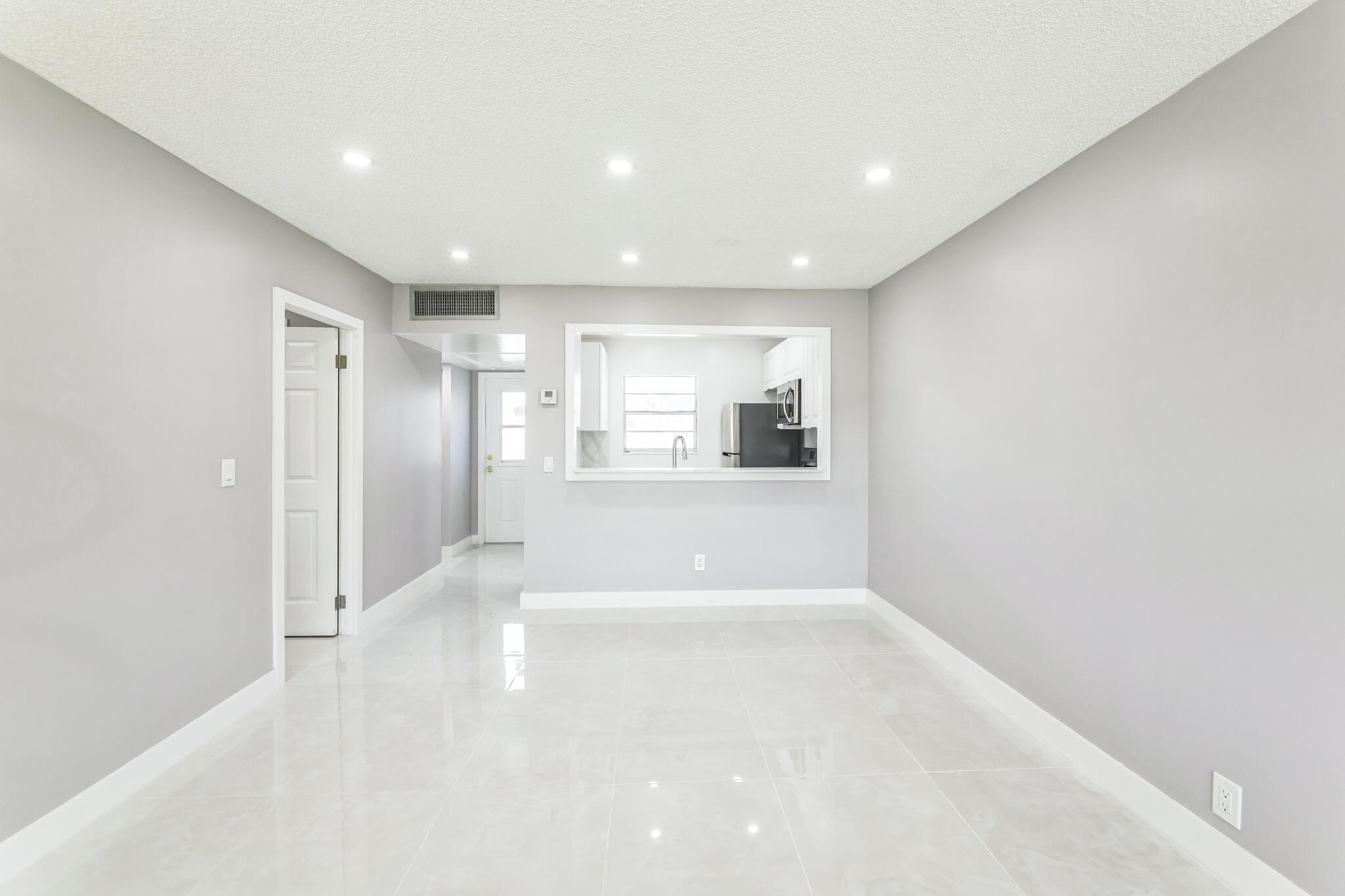 ELDERBERRY GARDENS CONDO - Residential