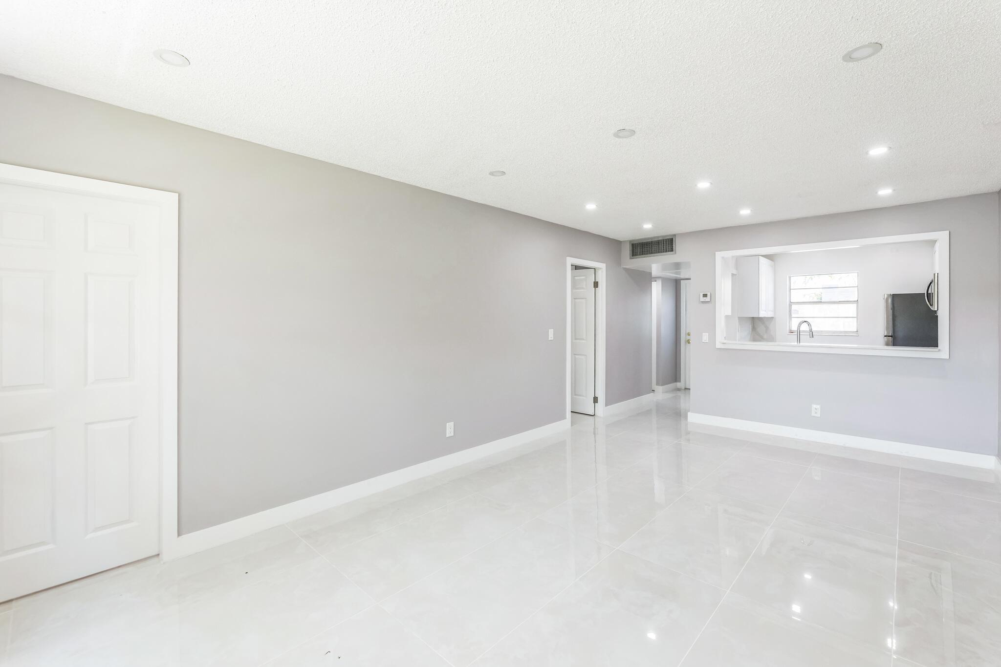 ELDERBERRY GARDENS CONDO - Residential