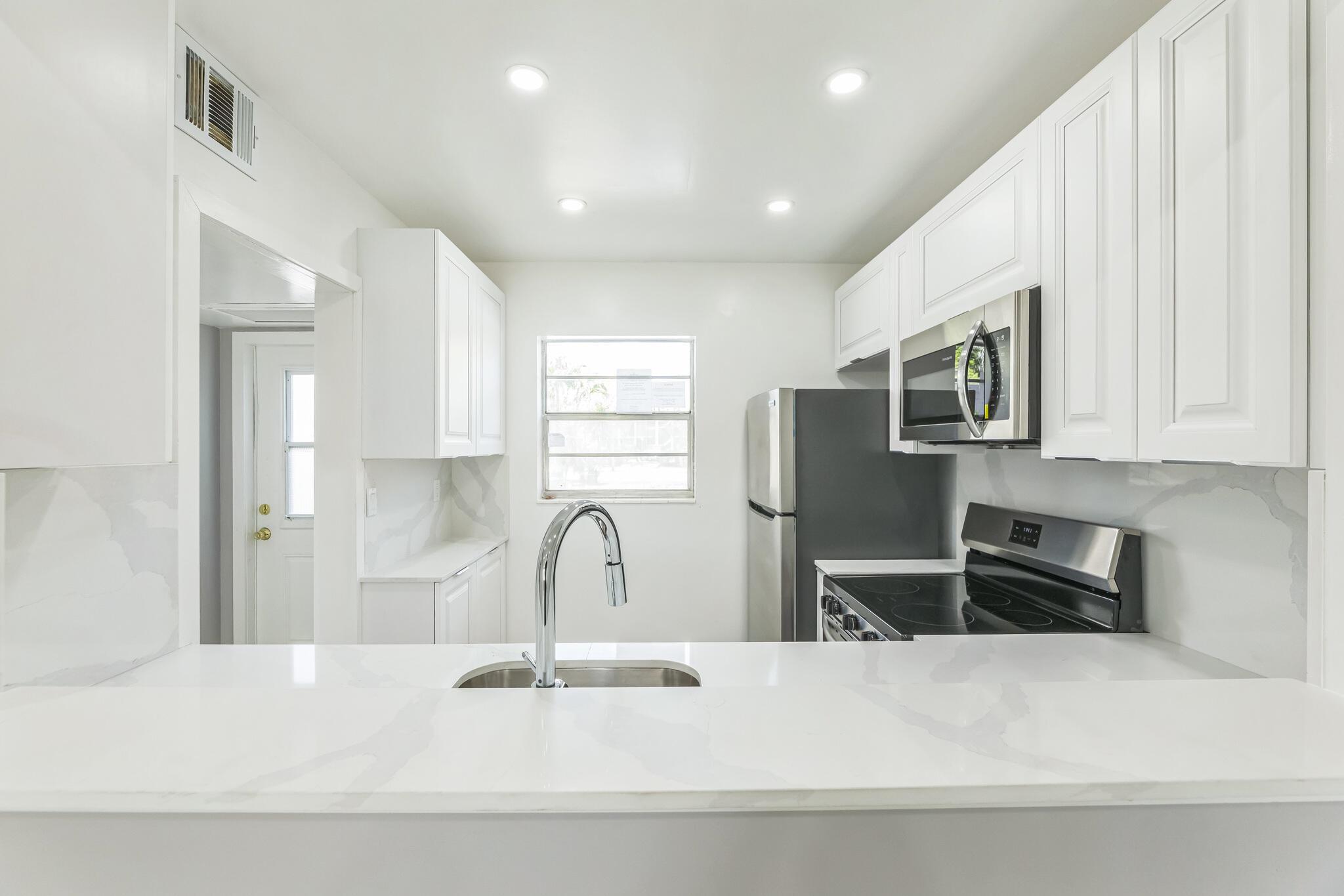 ELDERBERRY GARDENS CONDO - Residential