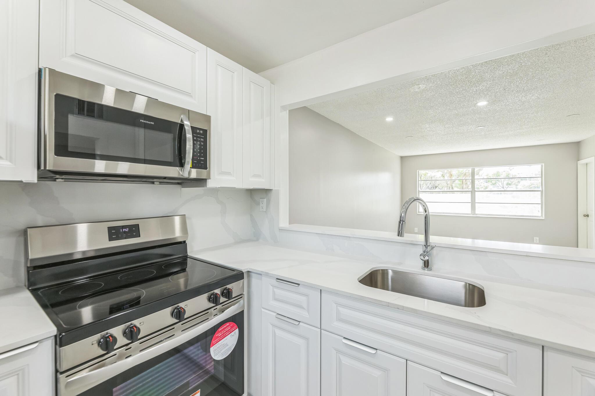 ELDERBERRY GARDENS CONDO - Residential