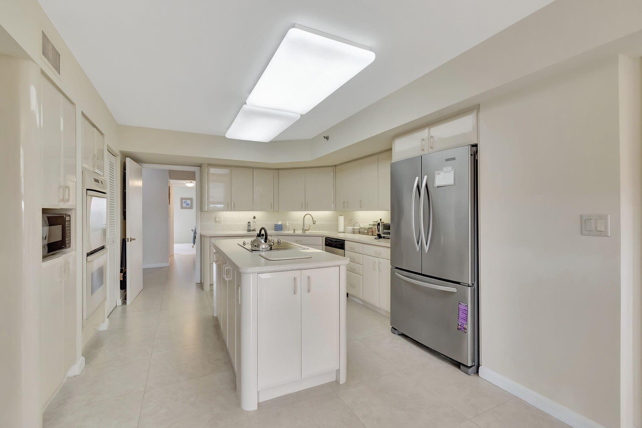 IMPERIAL AT PROMENADE - Residential