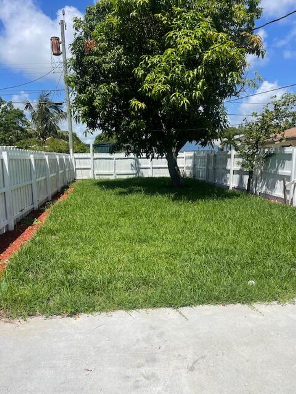 Photo of 413 N E Street, Lake Worth Beach, FL 33460 (MLS # B26023076)
