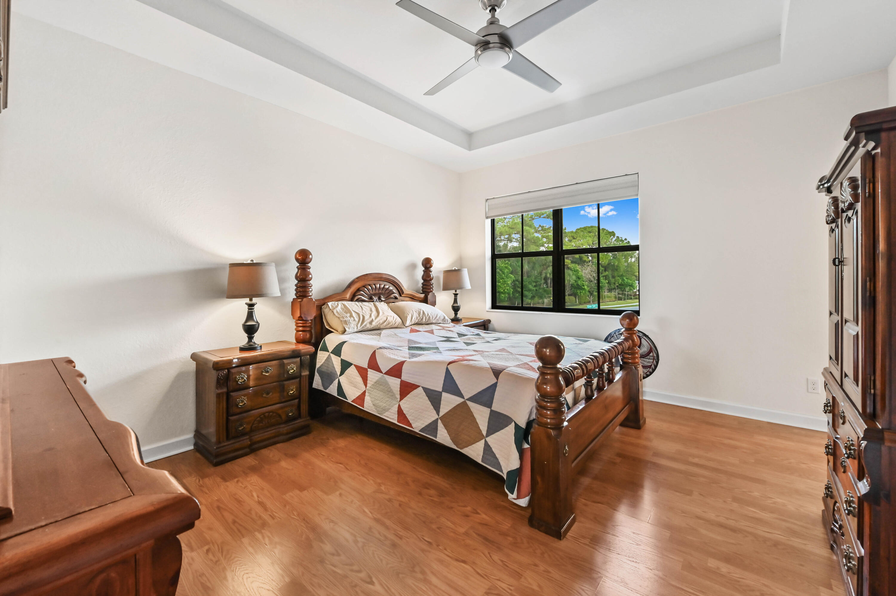 SABAL GROVE - Residential