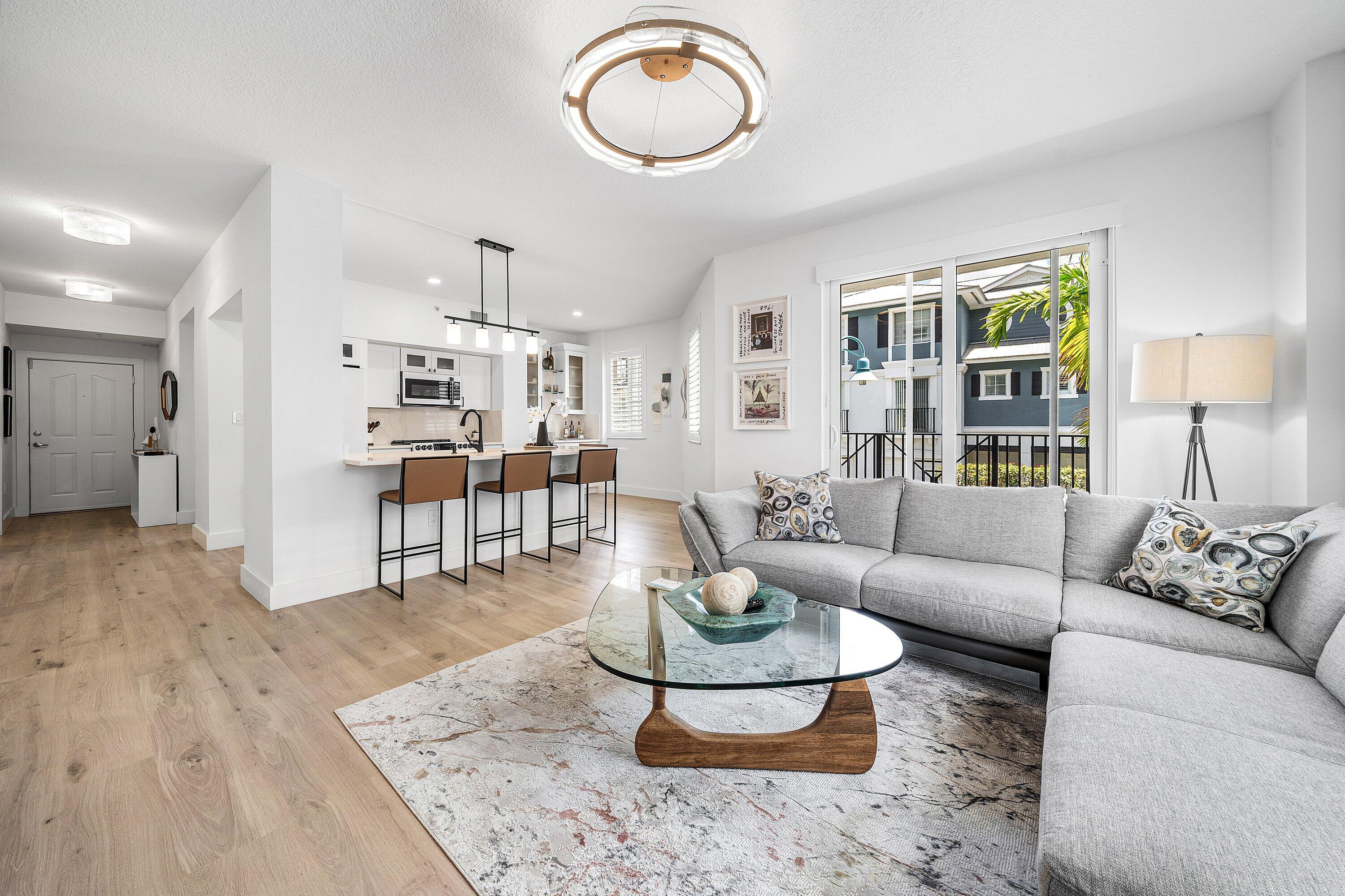 PINEAPPLE GROVE VILLAGE CONDO - Residential