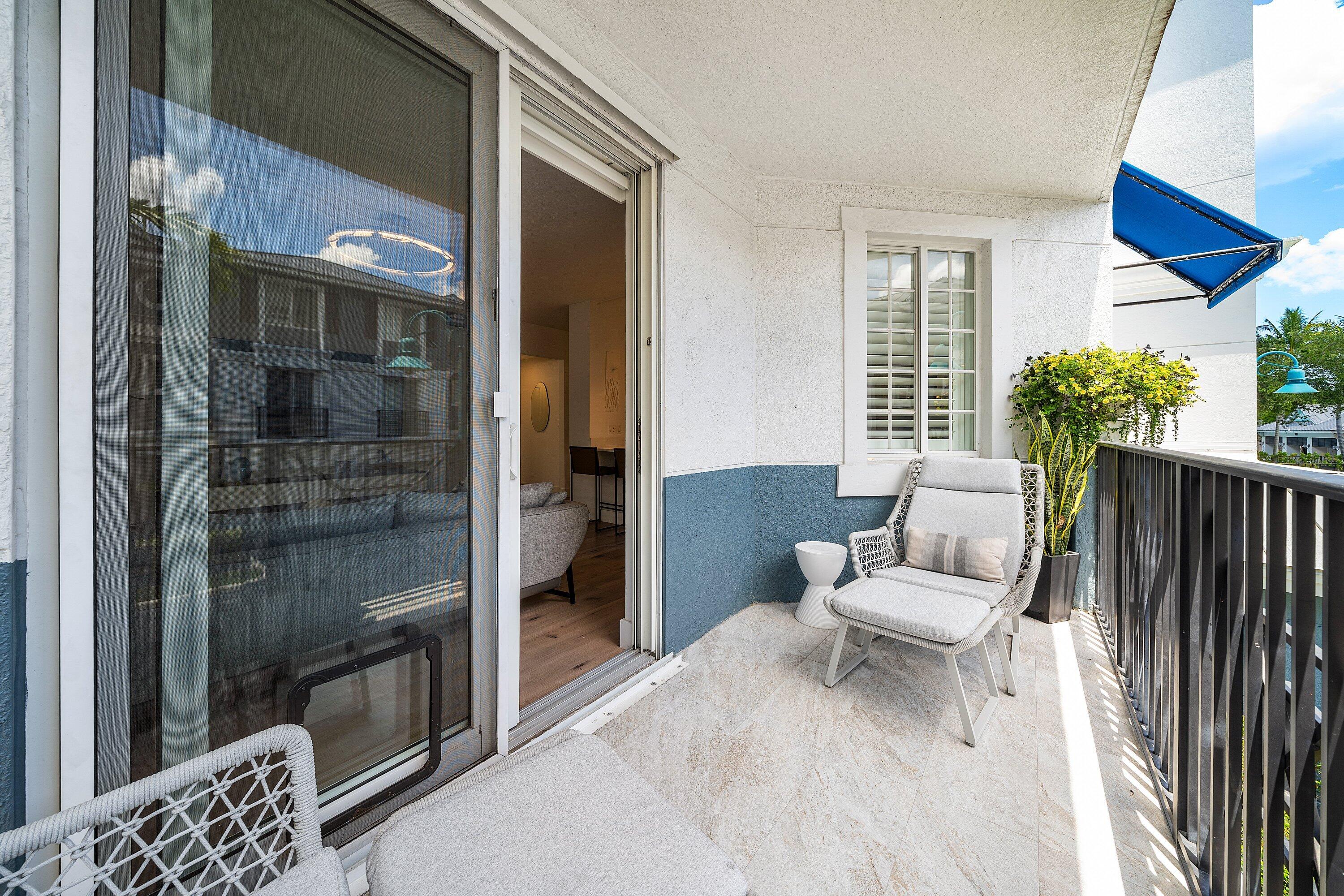 PINEAPPLE GROVE VILLAGE CONDO - Residential