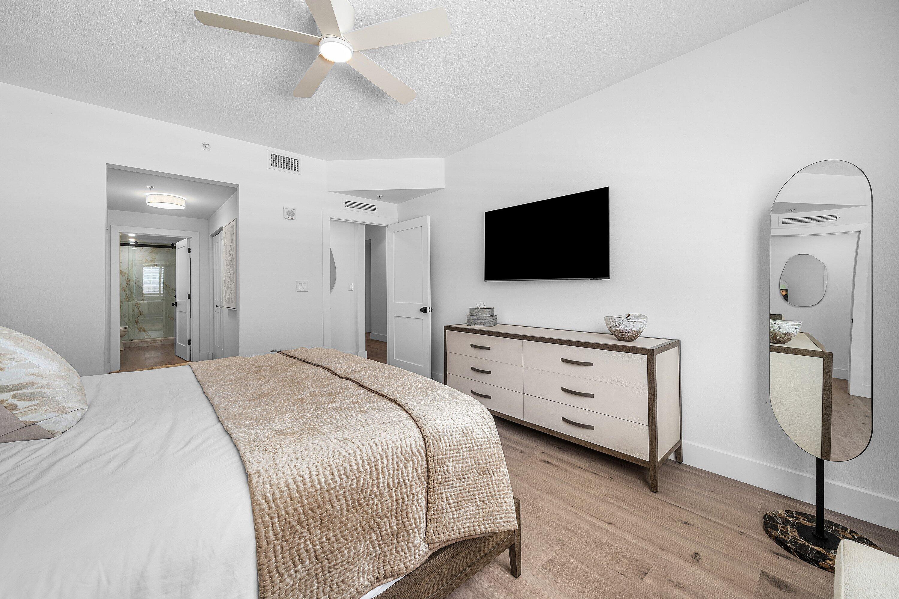 PINEAPPLE GROVE VILLAGE CONDO - Residential