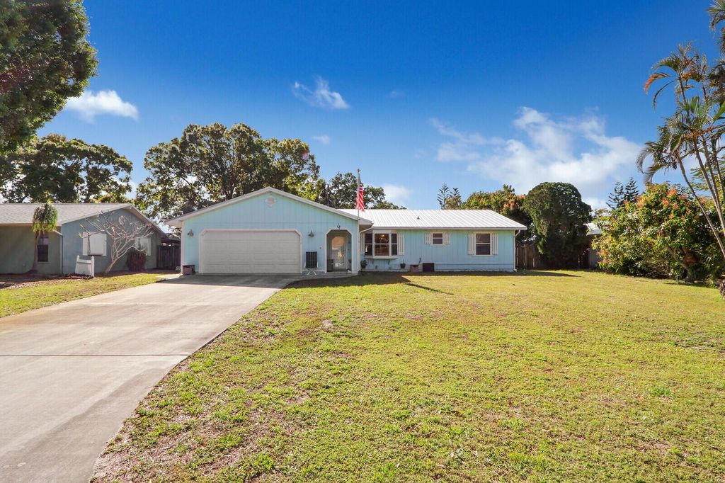 Photo of 156 NE Fatima Terrace, Port Saint Lucie, FL 34983 (MLS # R10961770)