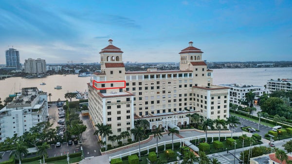 150 BRADLEY PL APT 906, PALM BEACH, FL 33480 - Image 0575f8ea9cf56041ff6f123794cd62bb/2041347338