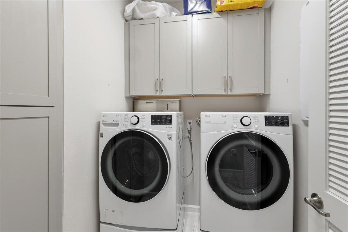 Mandarlie MATTAMY AT SOUTHERN GROVE PLAT 1 REPLAT - Residential