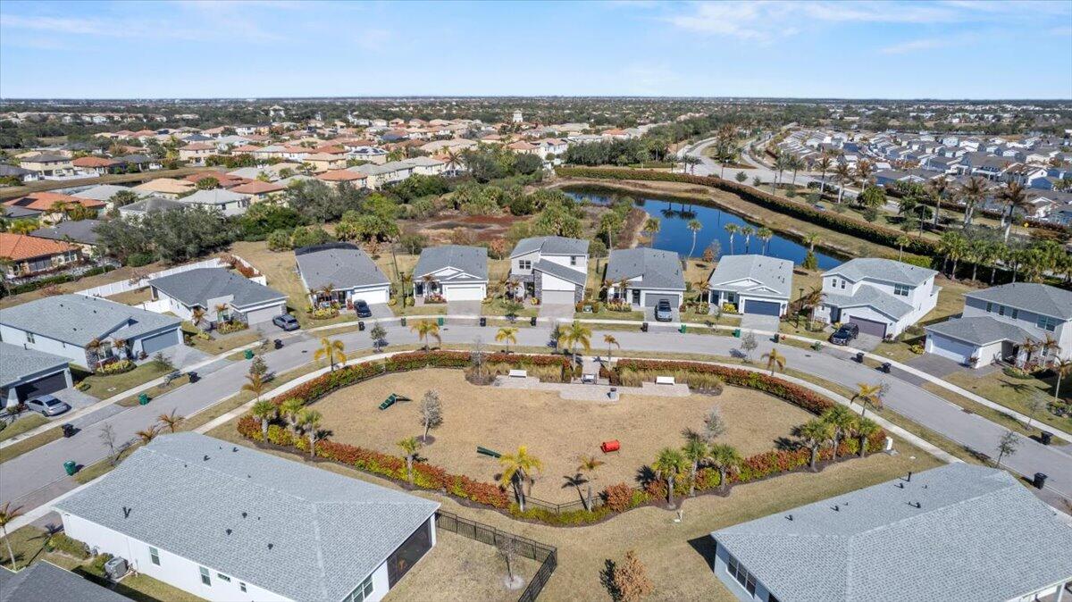 Mandarlie MATTAMY AT SOUTHERN GROVE PLAT 1 REPLAT - Residential