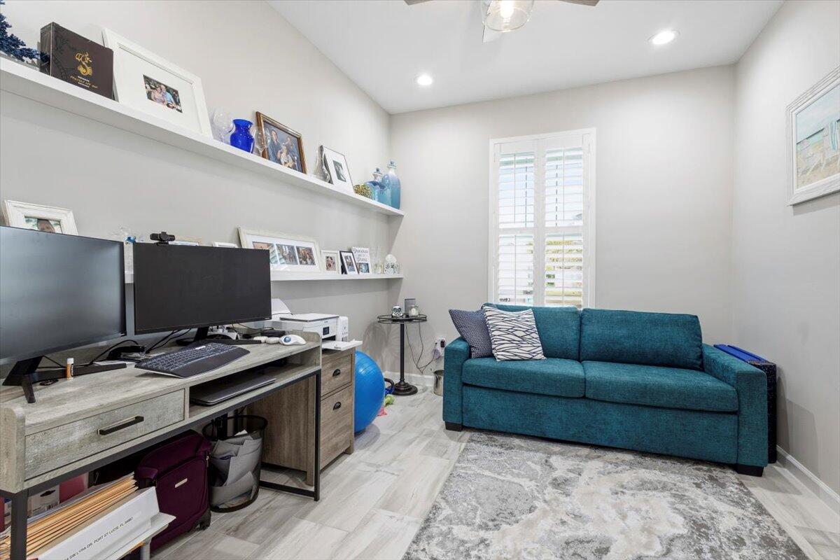 Mandarlie MATTAMY AT SOUTHERN GROVE PLAT 1 REPLAT - Residential