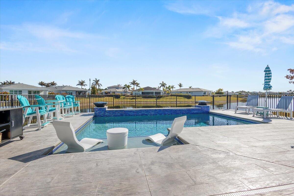 Mandarlie MATTAMY AT SOUTHERN GROVE PLAT 1 REPLAT - Residential