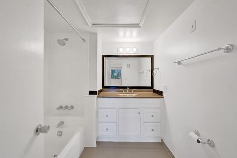 A home in Wilton Manors