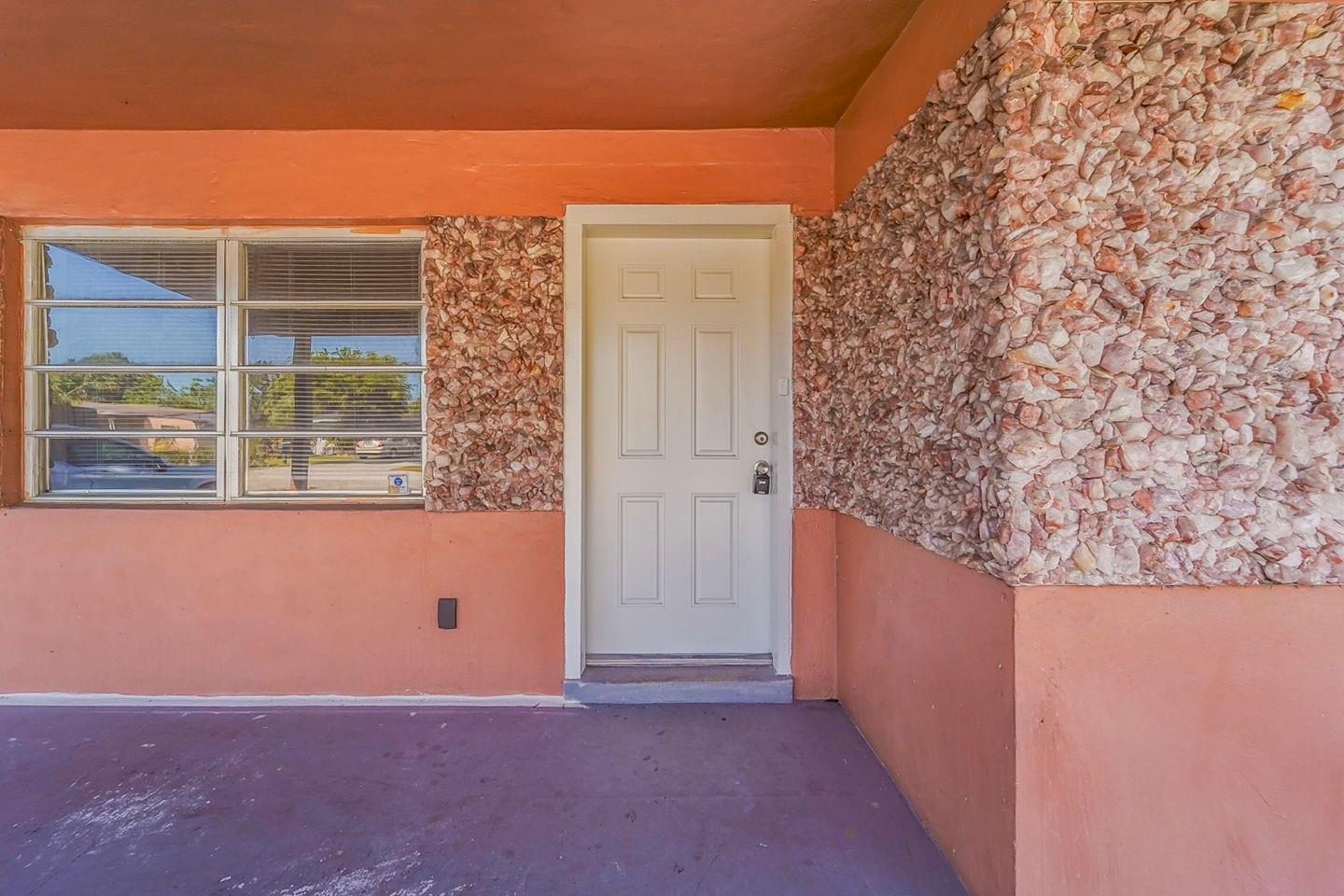 1345 SW 22nd Ter
