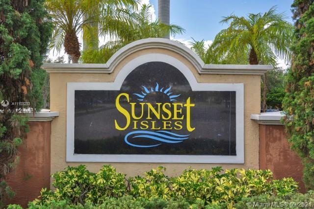 Photo of 10360 S Fox Trail Road #1612, Royal Palm Beach, FL 33411 (MLS # R10787335)