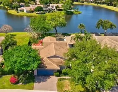 3126 Deer Creek Lake Shore Drive, Deerfield Beach, FL MLS: R11074463