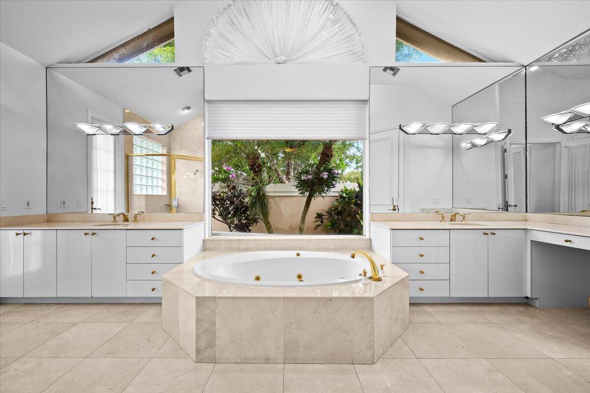 SEASONS - Residential