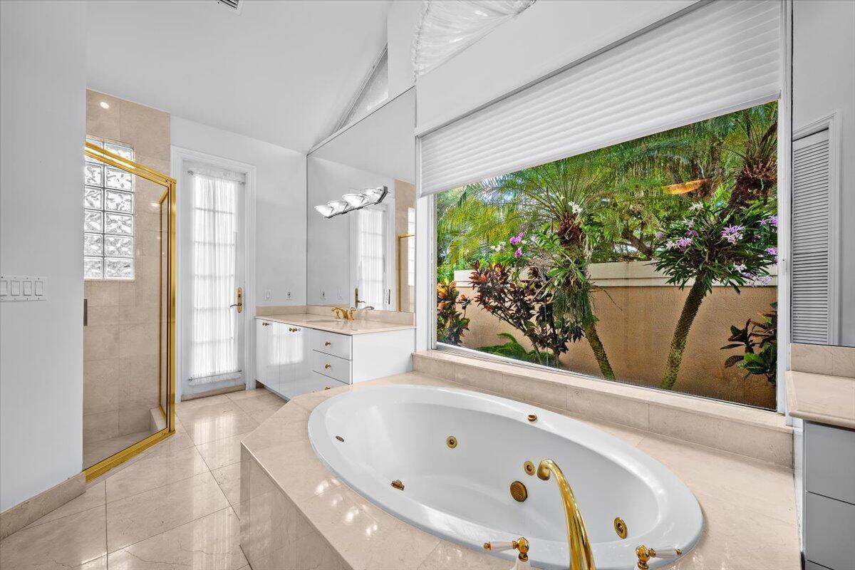 SEASONS - Residential