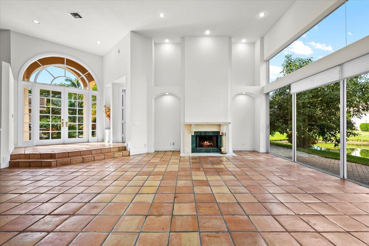 SEASONS - Residential