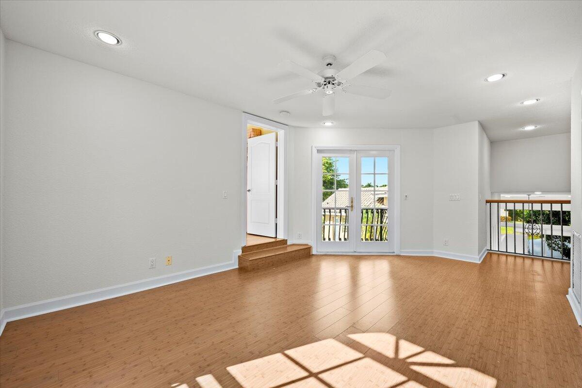 SEASONS - Residential