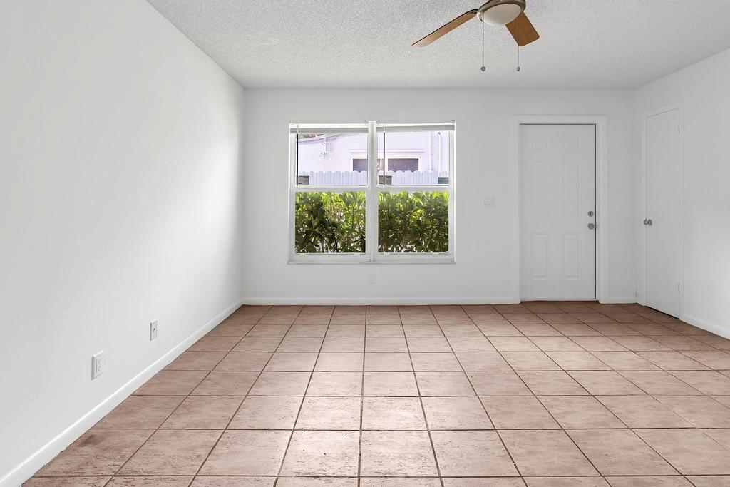 MERCER PARK - Residential Lease