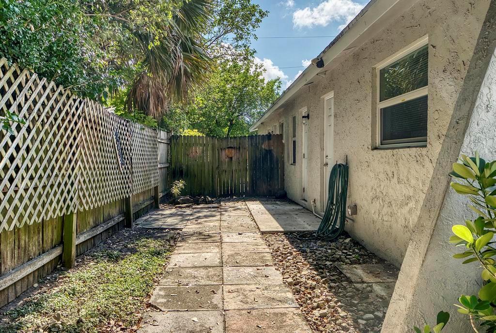 MERCER PARK - Residential Lease