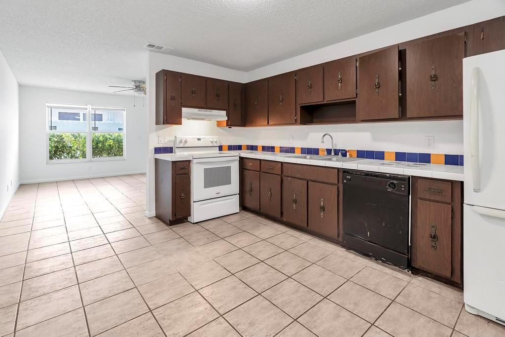 MERCER PARK - Residential Lease