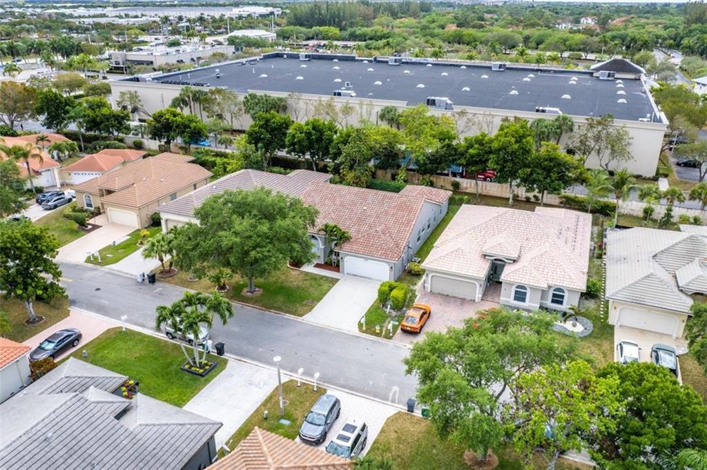 Parkwood Ix 153-28 B - Residential