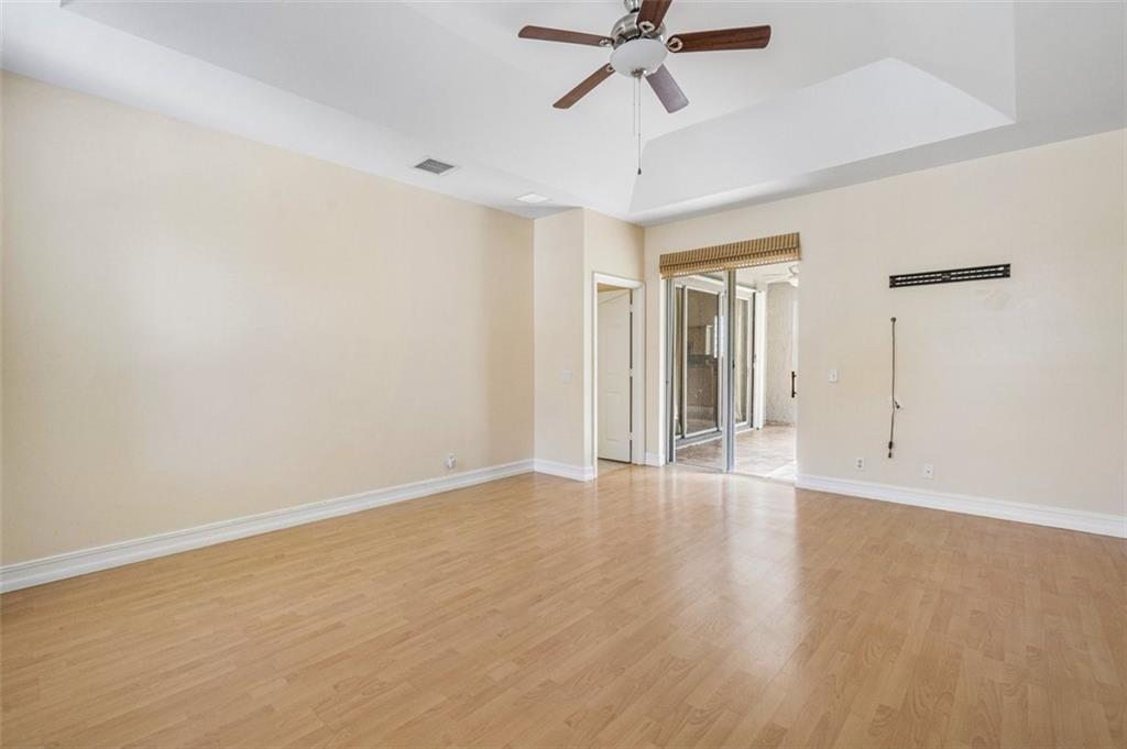 Parkwood Ix 153-28 B - Residential