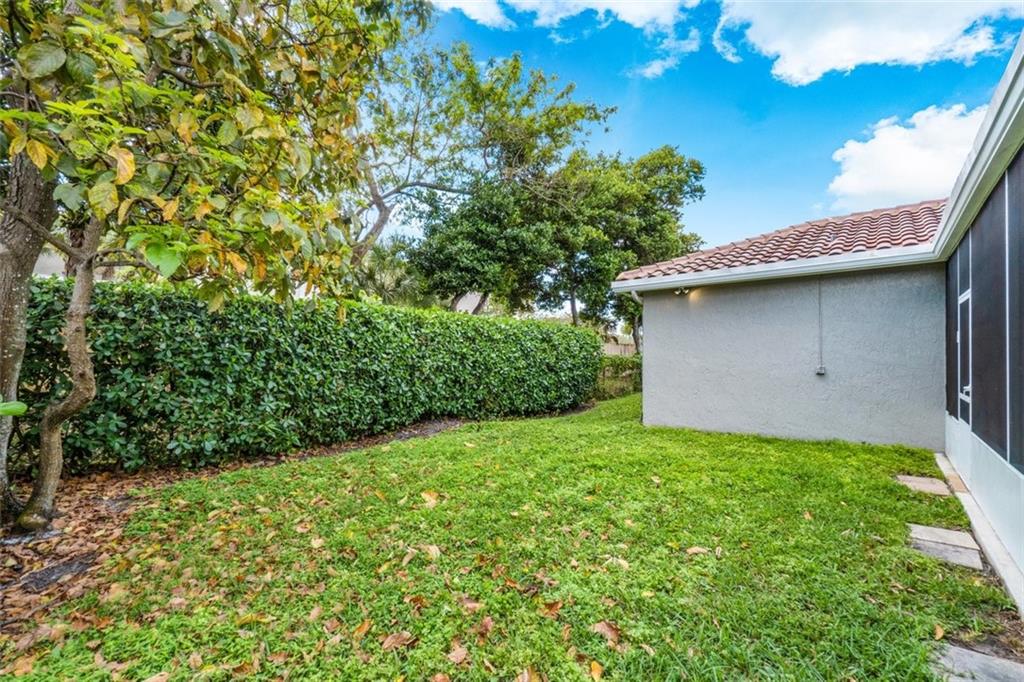 Parkwood Ix 153-28 B - Residential